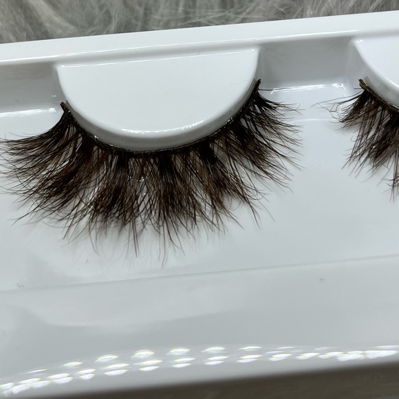 Brown Mink Lashes 16MM 3D Full Volume Medium Eyelashes - Picture 4 of 5